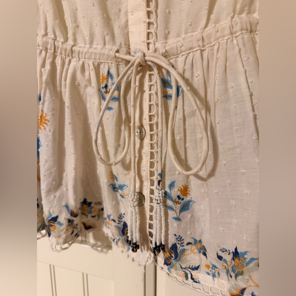 FARM Rio Mystic Blue Lotus Dreamscape Blouse in Off-White size Medium - Picture 6 of 10